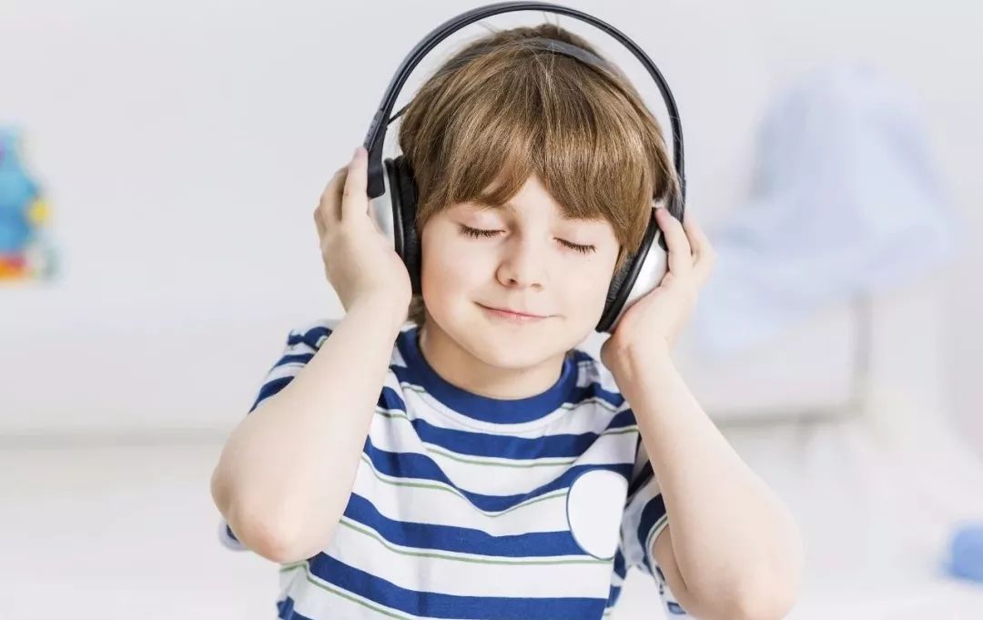 小孩子6岁就近视了怎么办,孩子才三年级就近视了怎么办