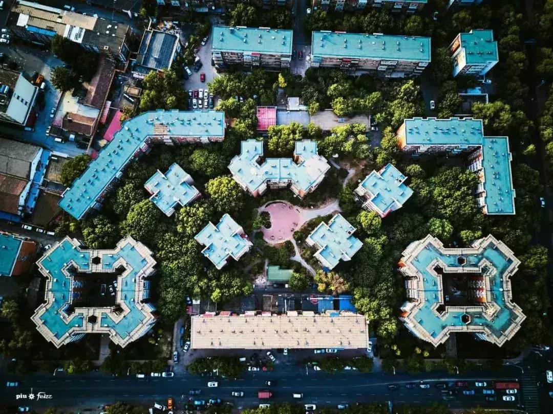 天津最奇葩的便利店 (天津水上公园奇葩跳舞视频)