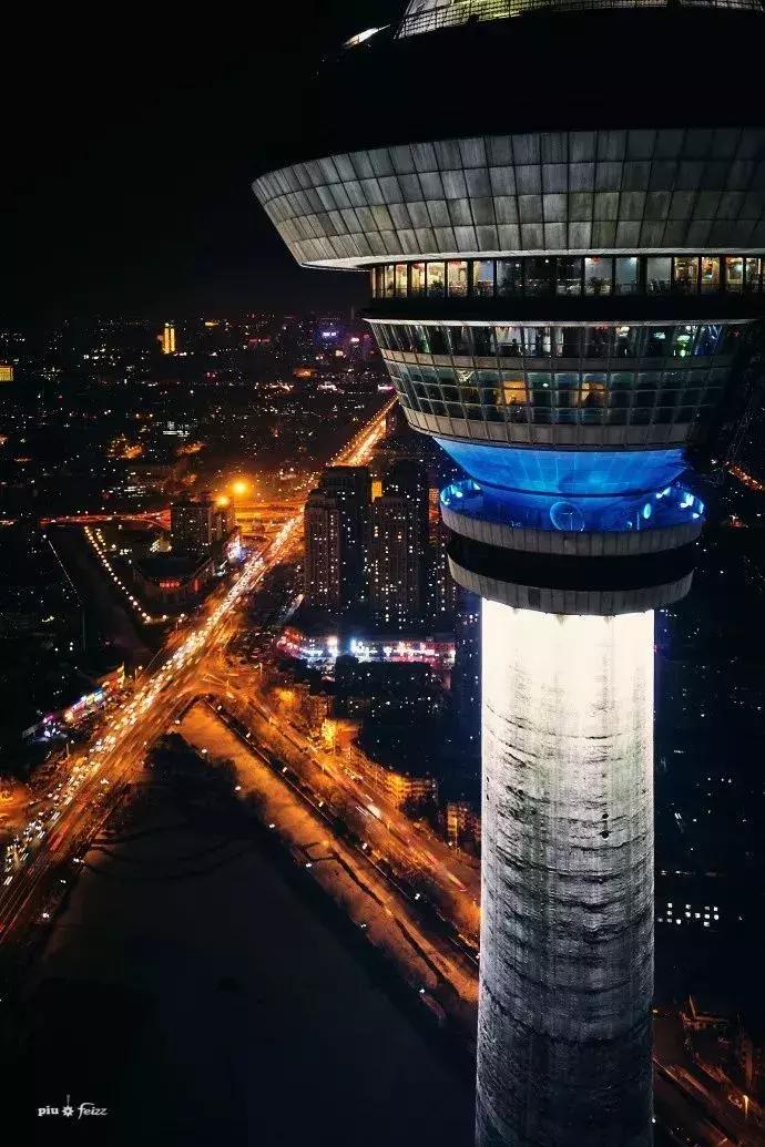 天津最奇葩的便利店 (天津水上公园奇葩跳舞视频)