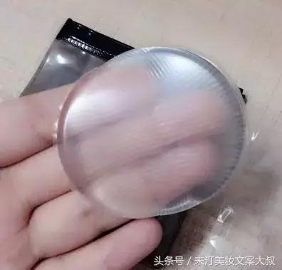 美妆蛋到底怎么湿水上妆脸不干,美妆蛋不蓬松了什么原因