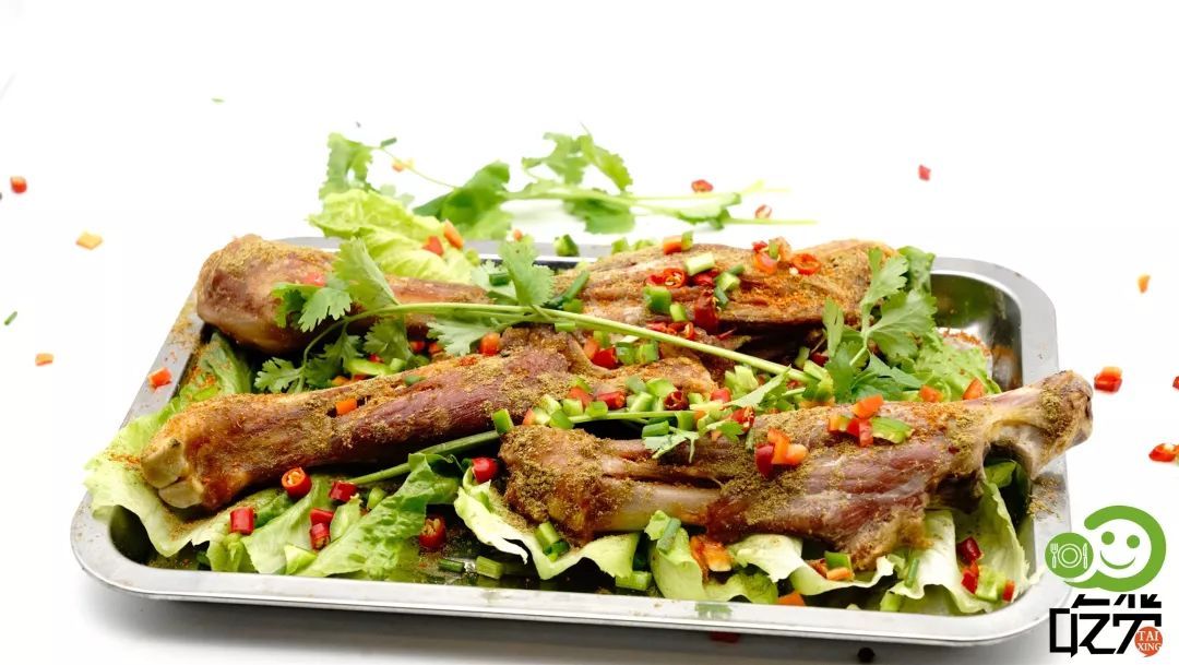 烧烤来了！地道*疆新**味藏在这里！全羊席、川菜包圆！