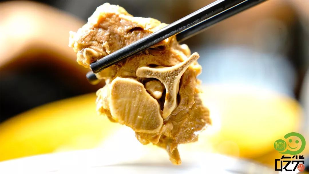 烧烤来了！地道*疆新**味藏在这里！全羊席、川菜包圆！