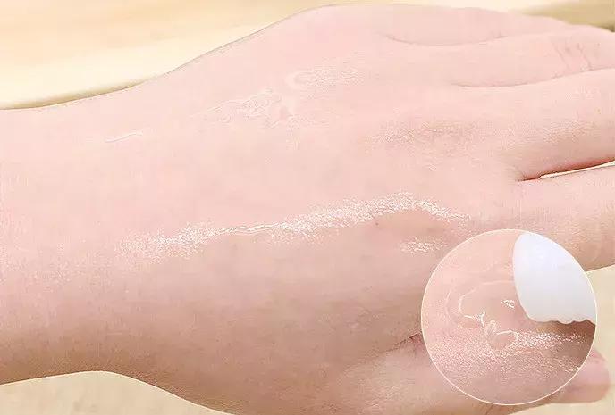 用了好几套的水乳,用过最好用的水乳干皮