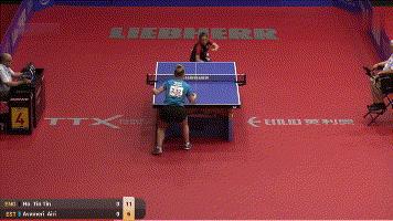 霍婷婷直板打法视频,国内打直板生胶最好的女选手之一