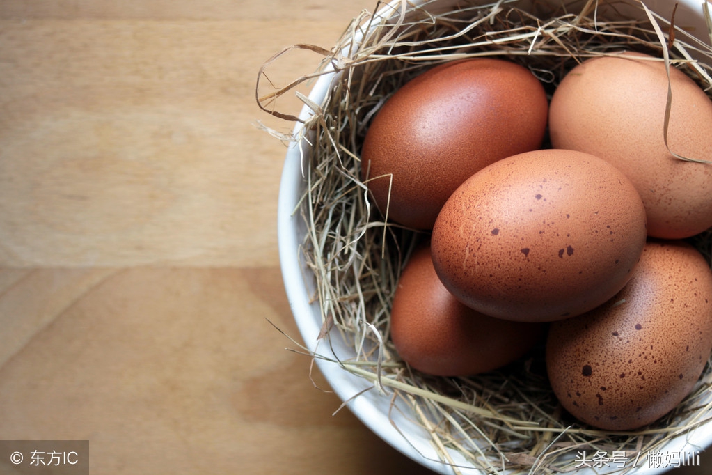 6个月宝宝身上出现大面积的红疹,六个月宝宝浑身起红疹子