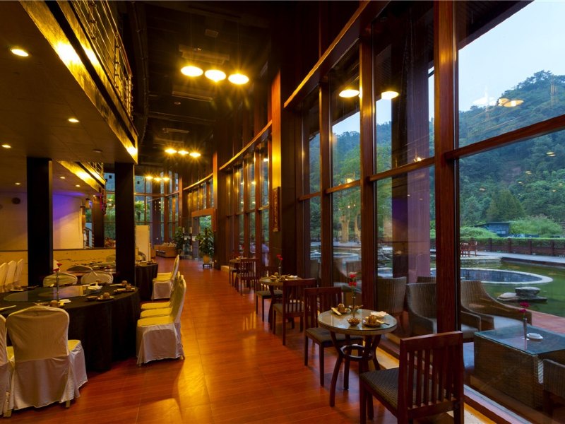 叫板“国际温泉小镇”的花水湾,国庆后错峰就去这儿!