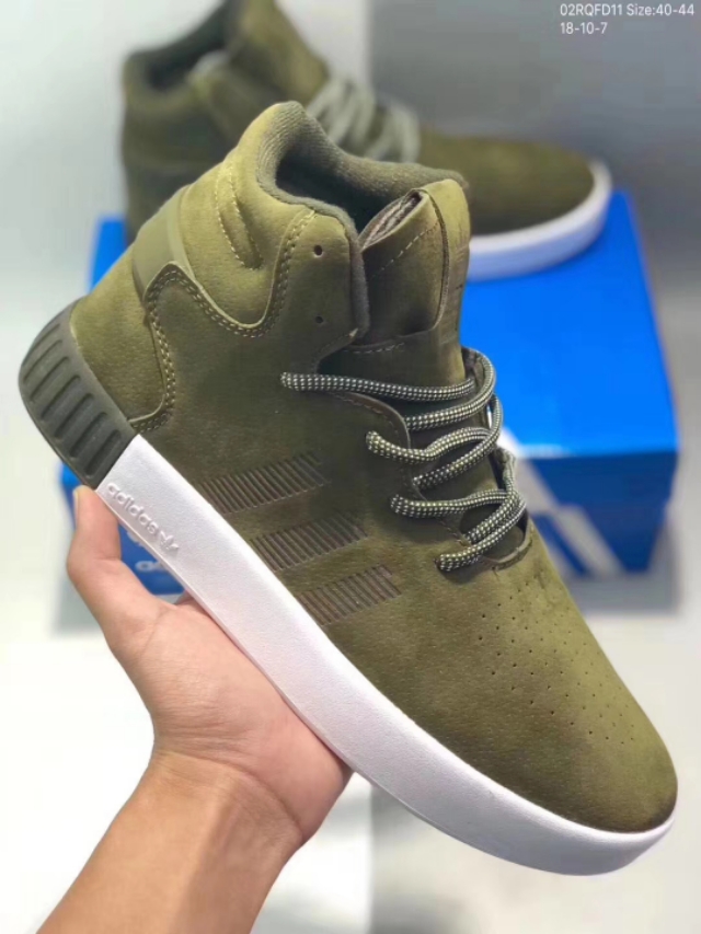 在这个潮鞋突发出来的价格而肉痛吗？其实你们都错了……