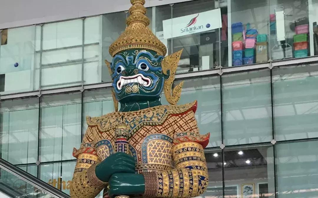 国外机场免税店必买清单,全球机场免税店