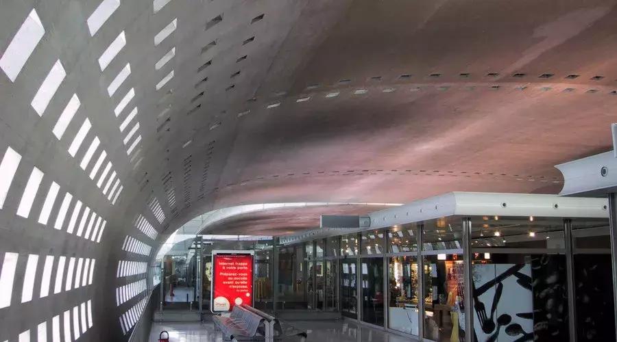 国外机场免税店必买清单,全球机场免税店