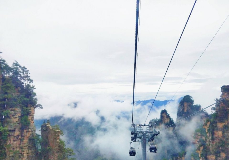 南京到张家界旅游跟团还是自助好,去张家界武陵源自己玩还是跟团好