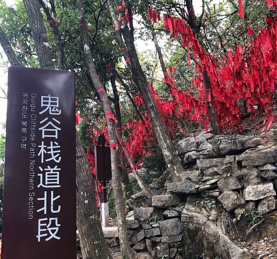 南京到张家界旅游跟团还是自助好,去张家界武陵源自己玩还是跟团好