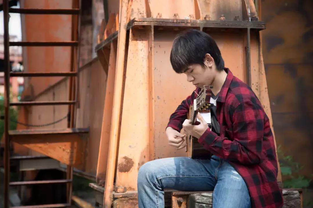 鐜夌珛浜涵鍜屼涵浜帀绔嬬浉鍚屽悧,鏉ㄨ嫅浜彜绛濋煶涔愪細