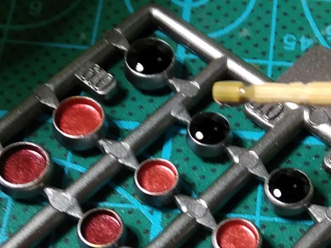 高达透明件怎么喷涂,高达透明件怎么喷消光