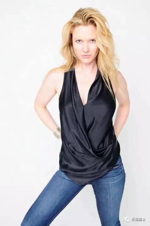 马斯克第二任妻子很漂亮,马斯克6个妻子