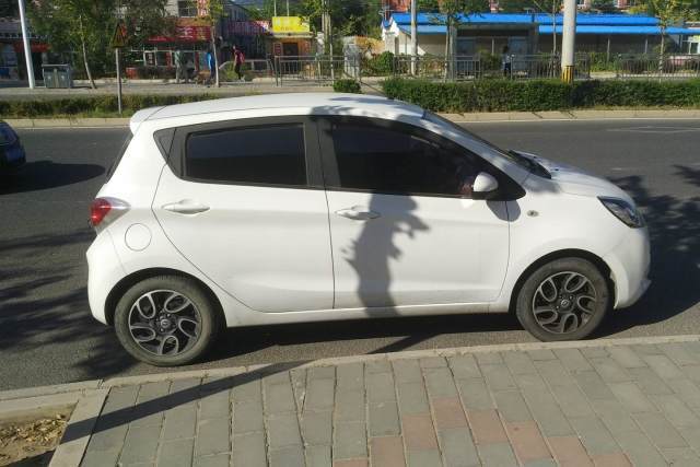 长安悦翔v5现在能卖多少钱,2014年长安悦翔v5评估