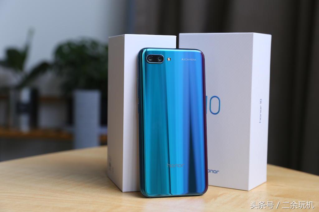 渐变色的手机是不是很难看,高颜值变色手机