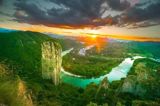 缙云山黛湖仙境,缙云峰景