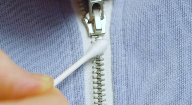 拉链拉过去不扣起来怎么处理,拉链拉不合怎么倒回去