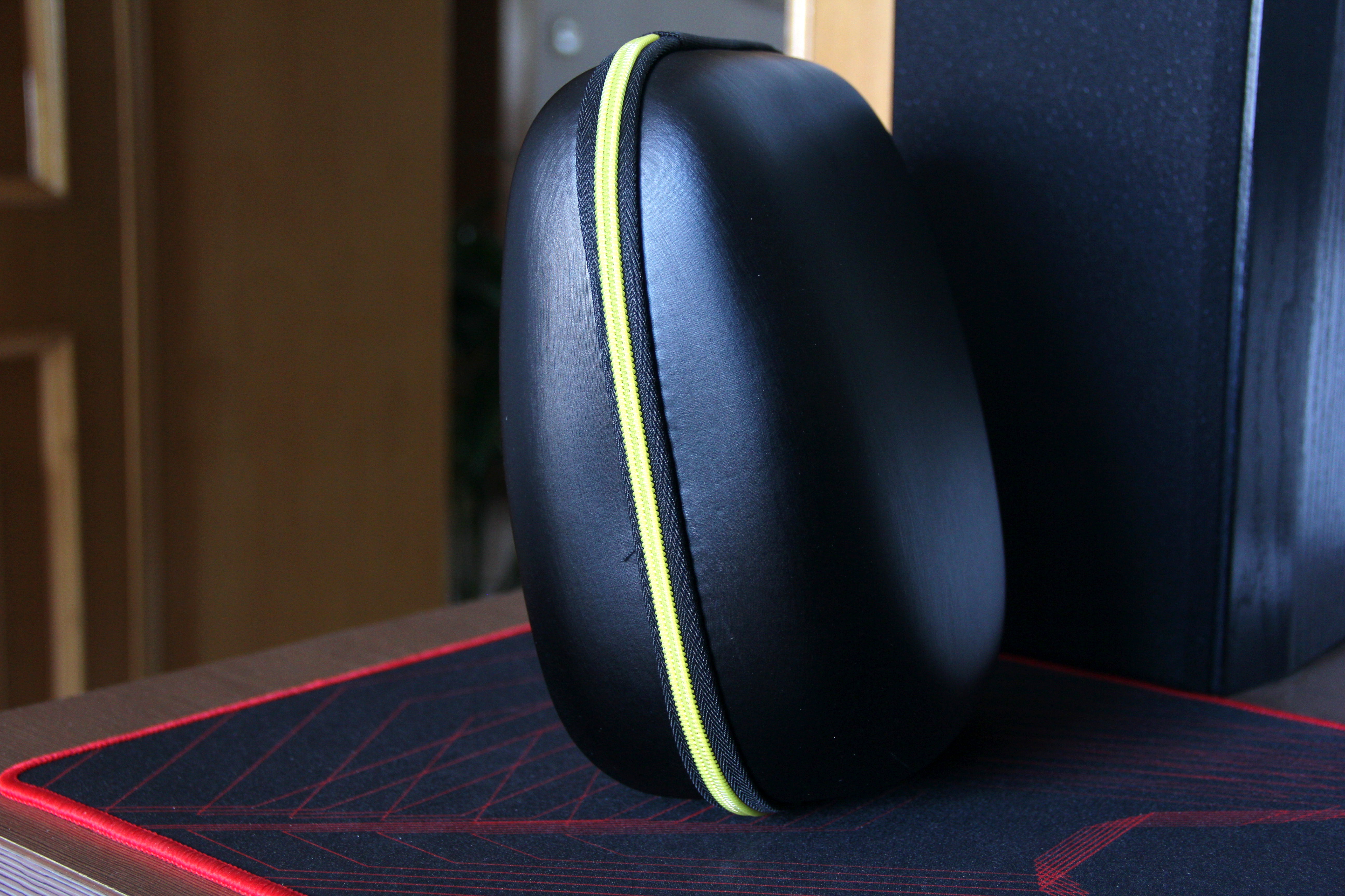 好用的小巧游戏蓝牙耳机,轻便小巧的游戏耳机