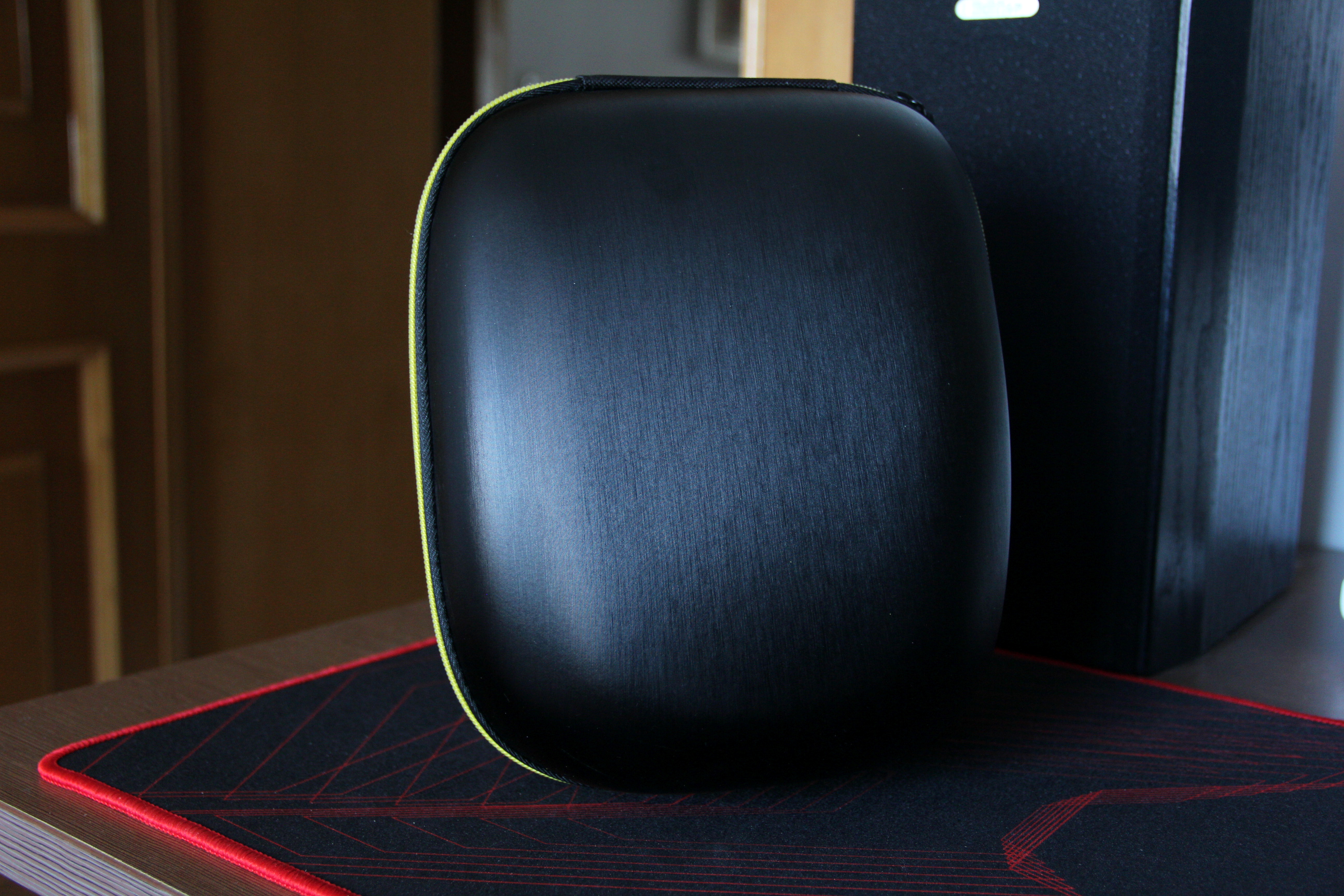 好用的小巧游戏蓝牙耳机,轻便小巧的游戏耳机