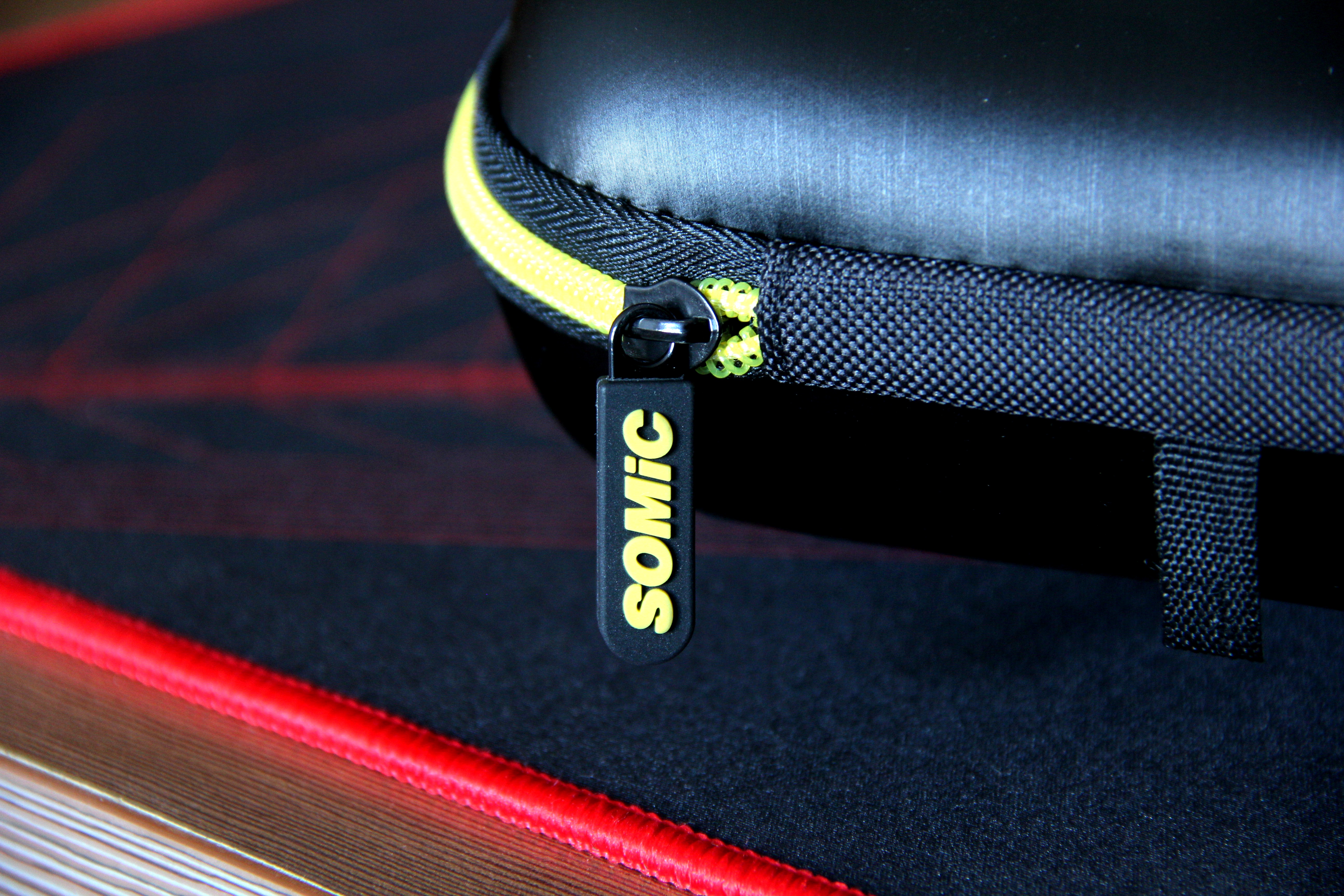 好用的小巧游戏蓝牙耳机,轻便小巧的游戏耳机