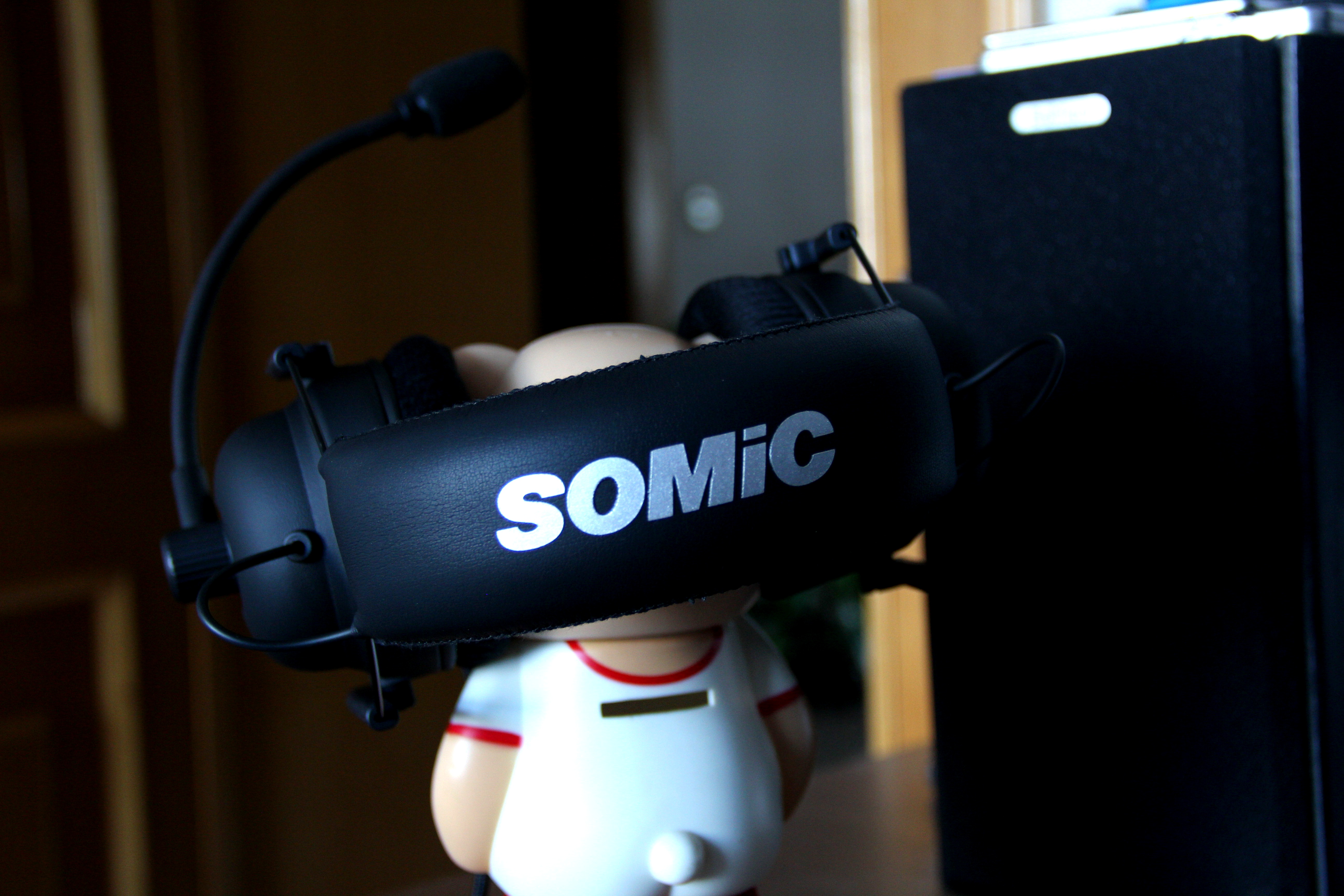 好用的小巧游戏蓝牙耳机,轻便小巧的游戏耳机