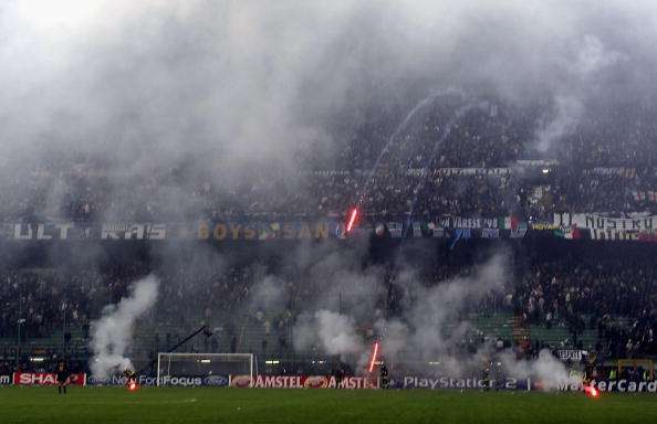 圣西罗足球场和梅阿查球场,世界十大著名足球场盘点