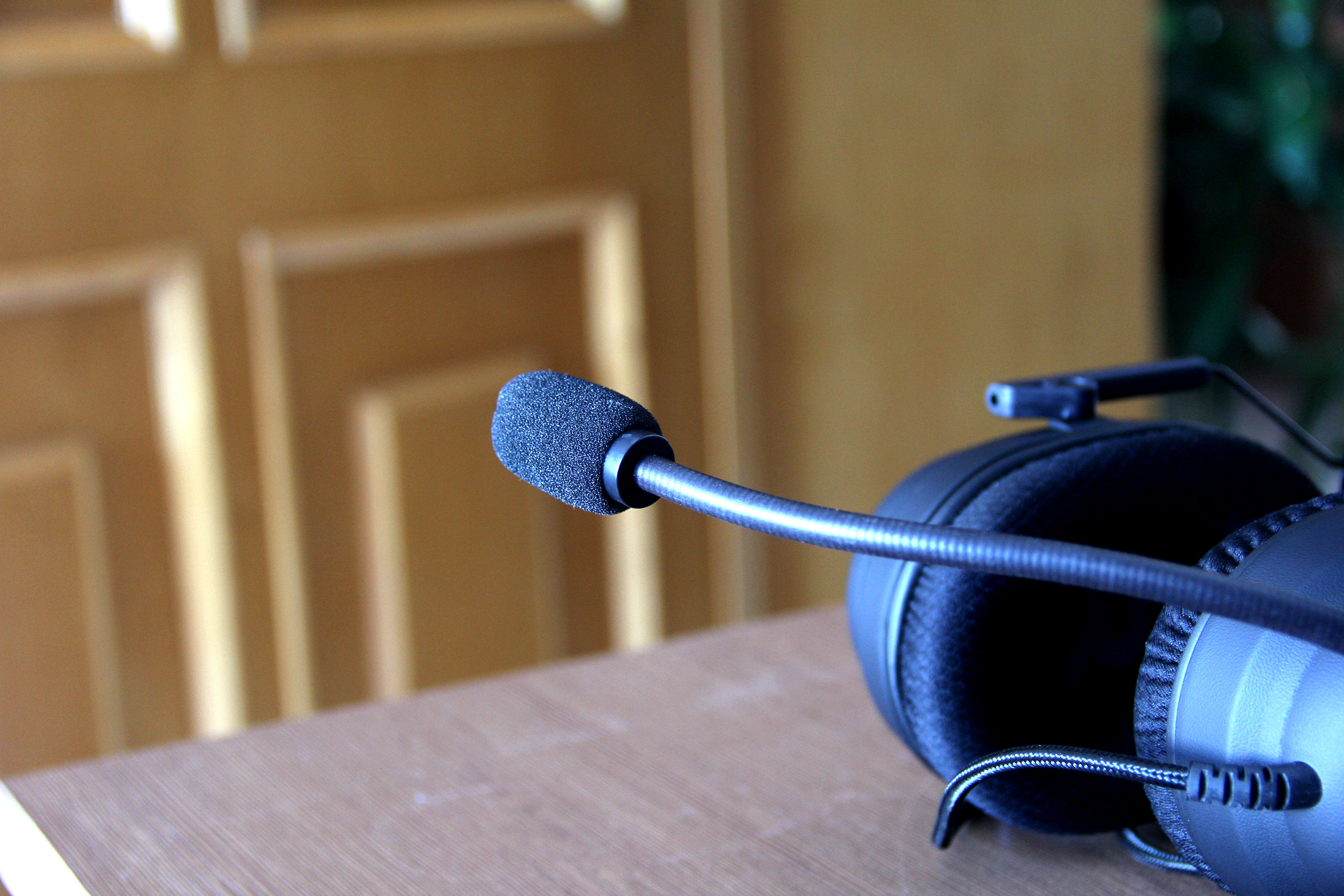 好用的小巧游戏蓝牙耳机,轻便小巧的游戏耳机