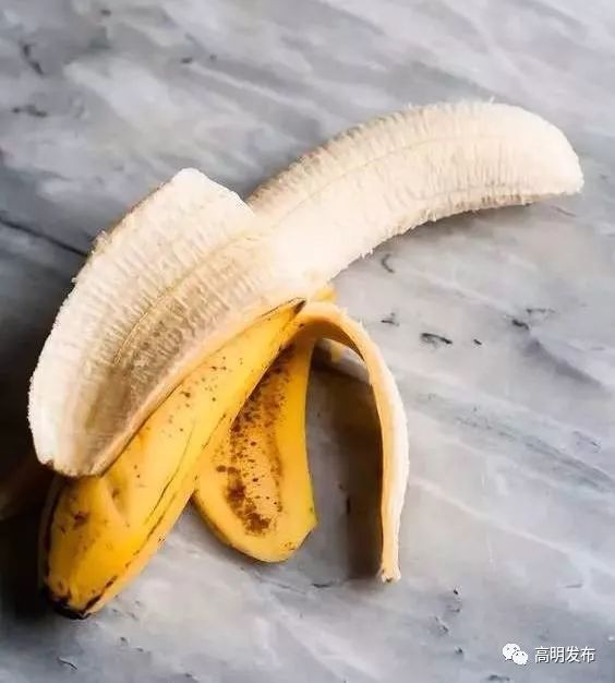 真皮绒面结合的沙发脏了怎么清洗,沙发脏了用什么办法清洗布艺沙发