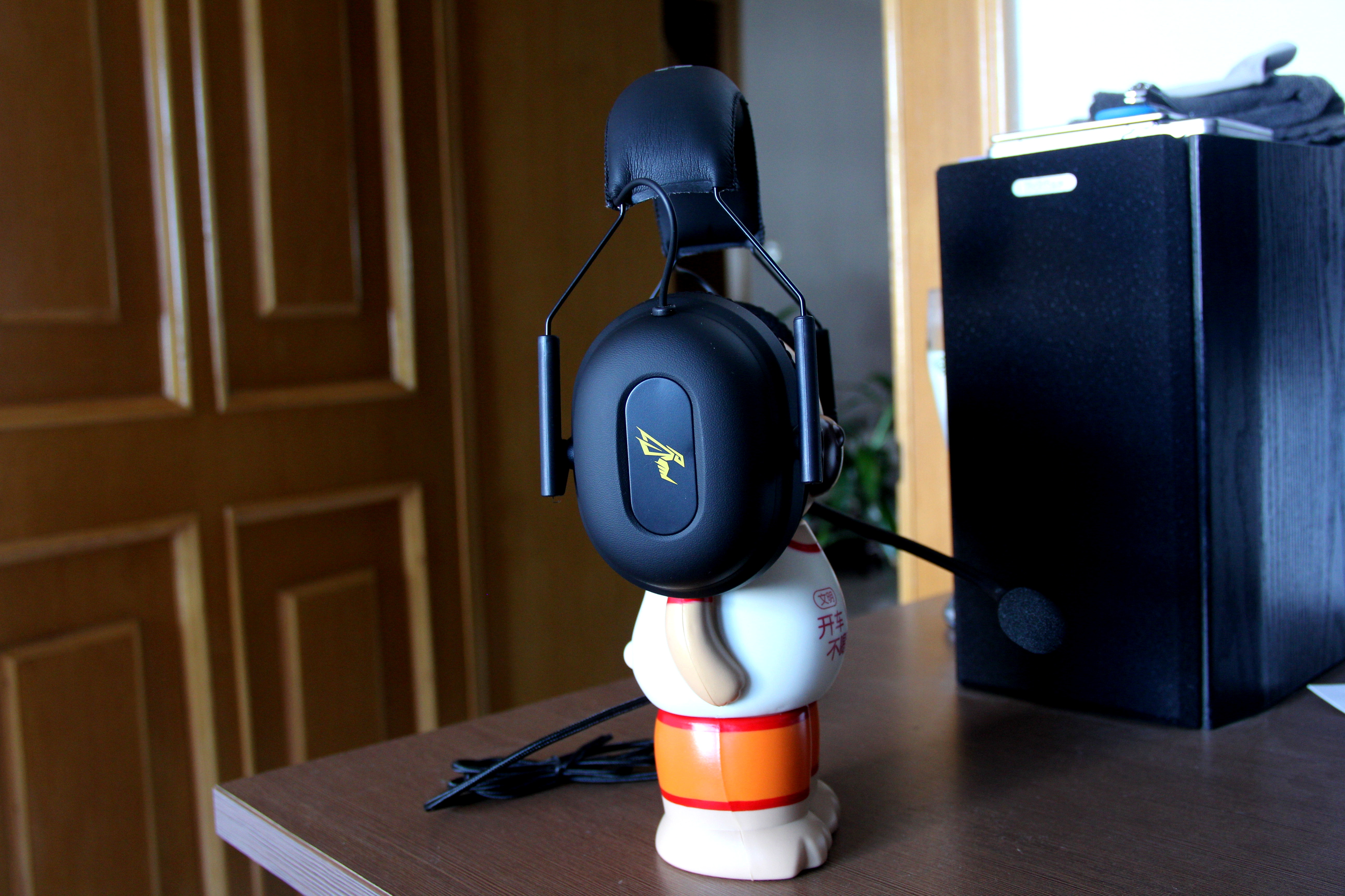 好用的小巧游戏蓝牙耳机,轻便小巧的游戏耳机