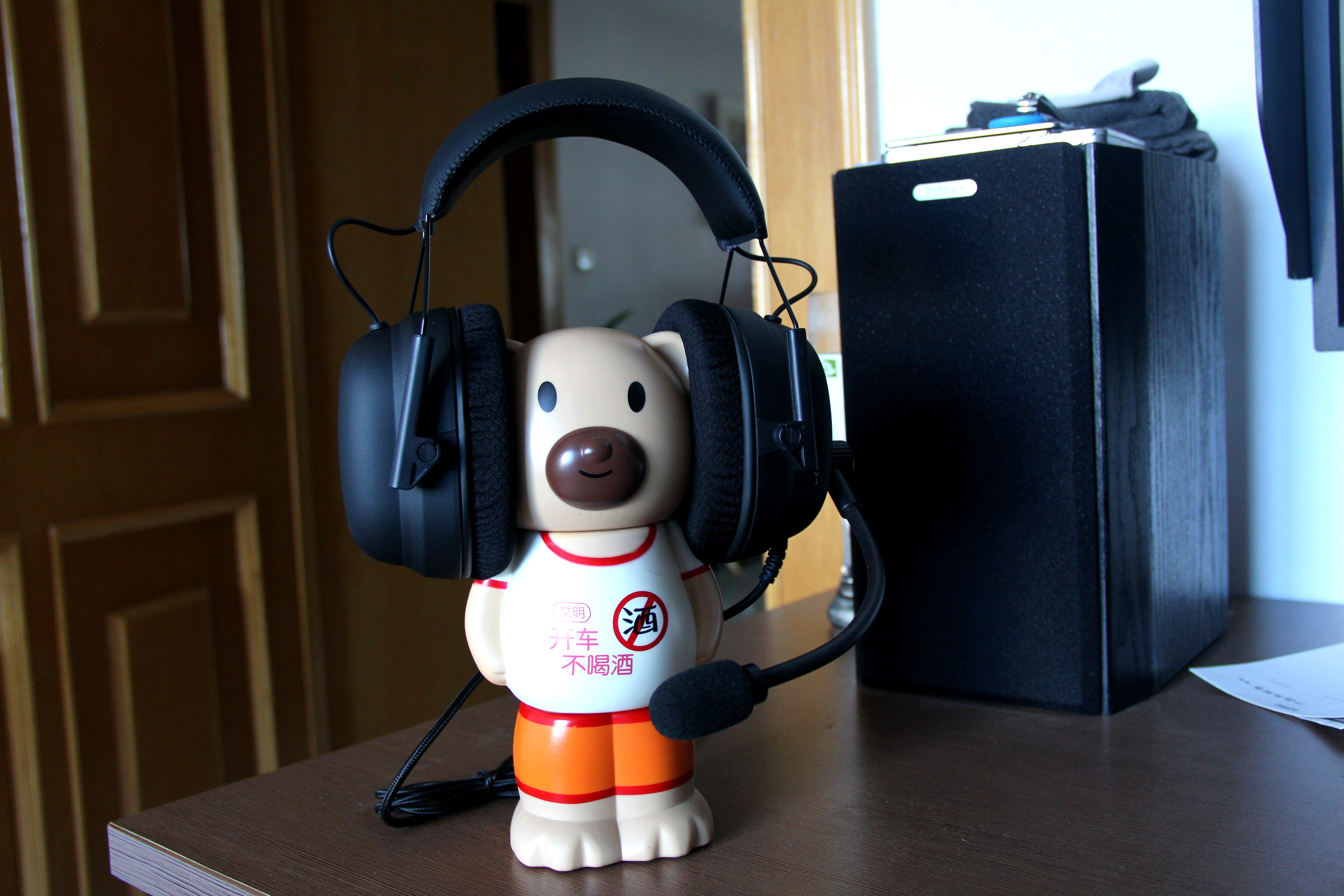 好用的小巧游戏蓝牙耳机,轻便小巧的游戏耳机