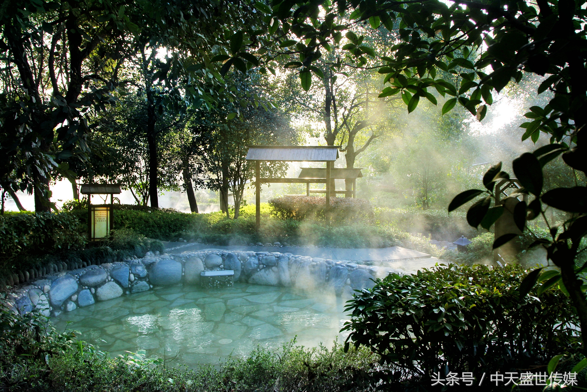 嘉鱼山湖温泉推荐,嘉鱼爱马仕