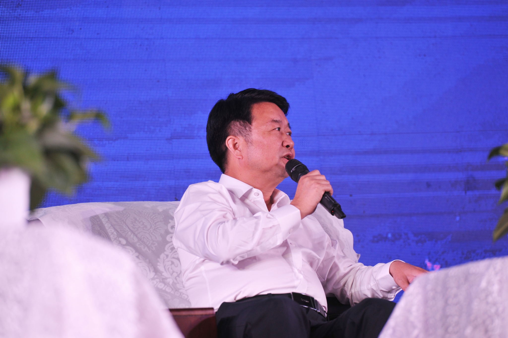 2018华容县职业中专职教论坛盛大举行，学生零距离对话校友企业家