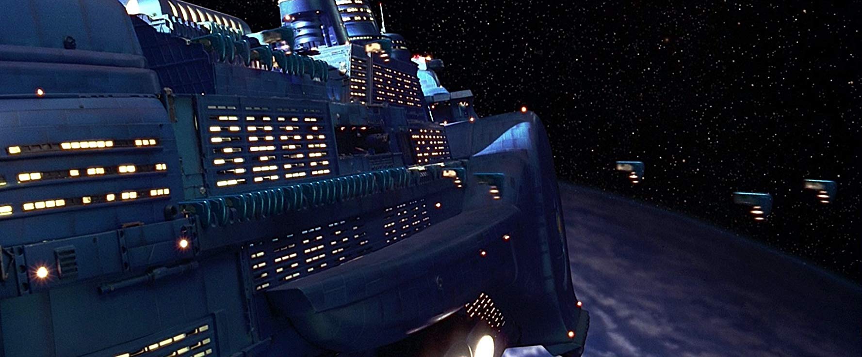 电影第五元素解说,电影第五元素的精彩瞬间