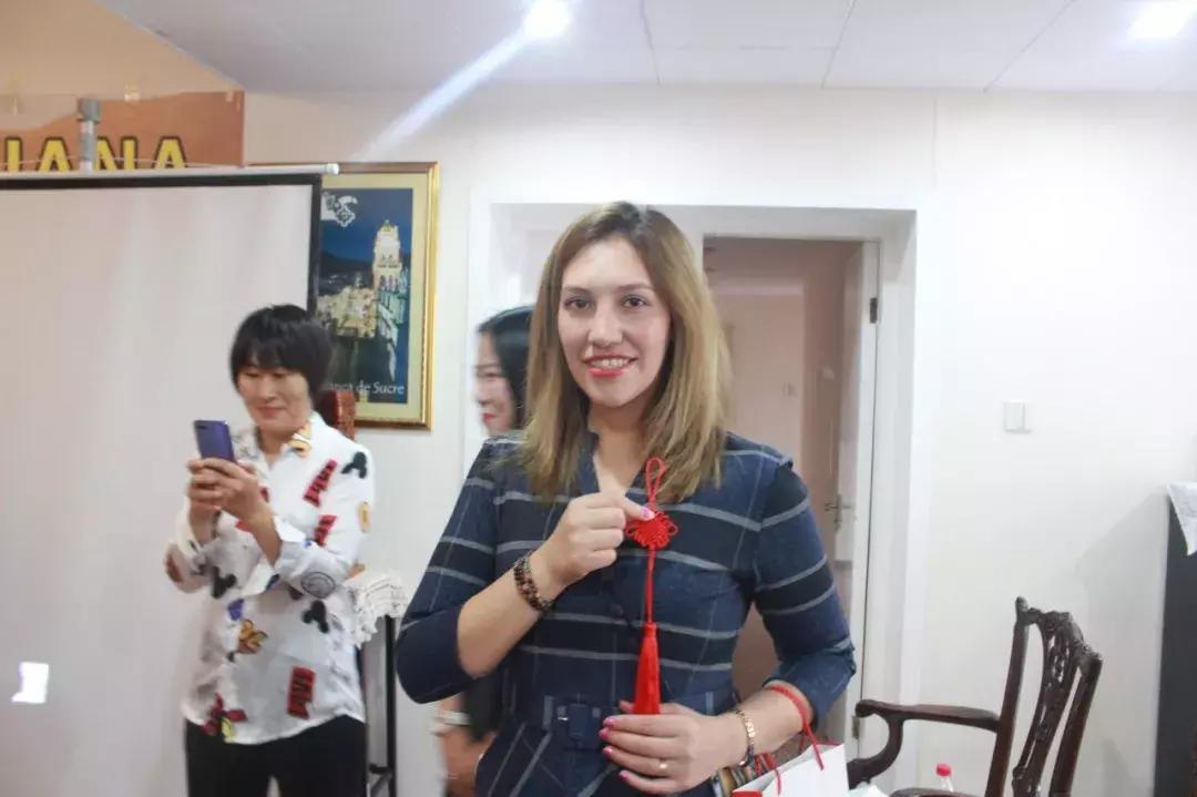 「活动报道」玻利维亚中秋记—小大使与天堂之国最感动的相遇