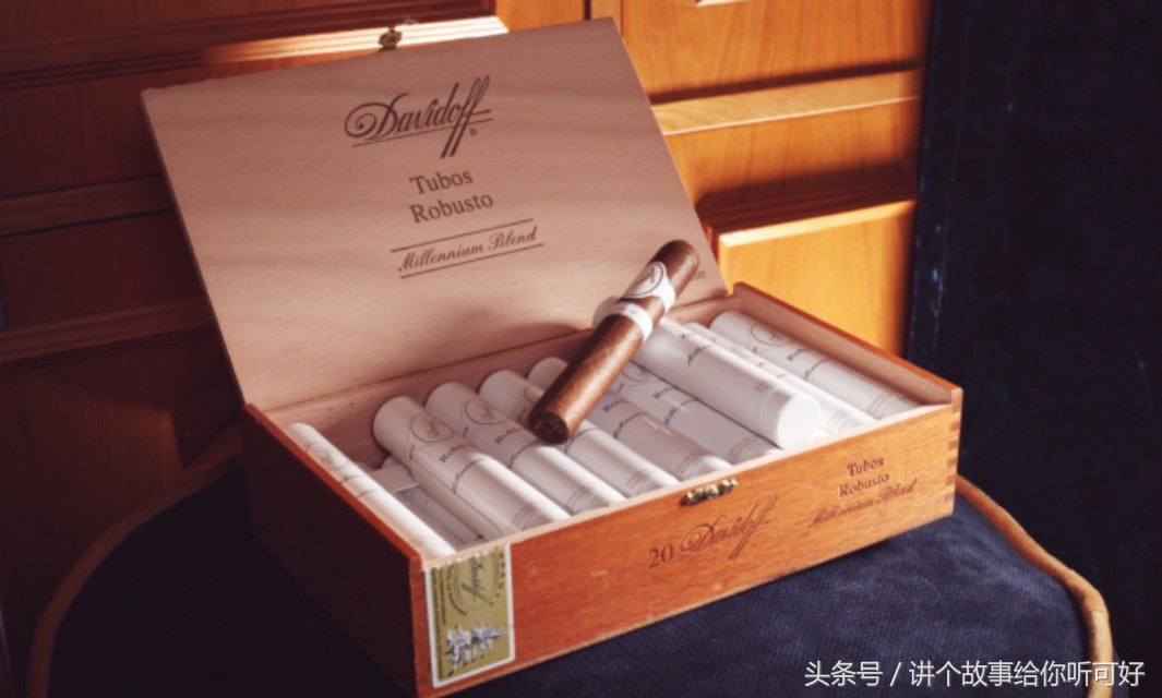 美国律师为雪茄投保 (抽雪茄获得保险公司赔偿)