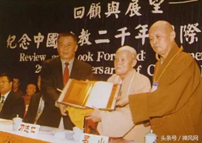 以和为尚｜明明有才华偏偏靠修行，来认识不一样的茗山长老