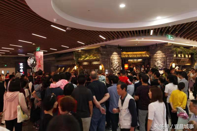 揽客80万人次，销售1.8亿元新国贸十一黄金周刷新多项纪录