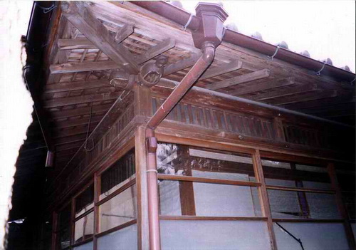 太宰治被囚禁哪一集,太宰治被关进国际监狱