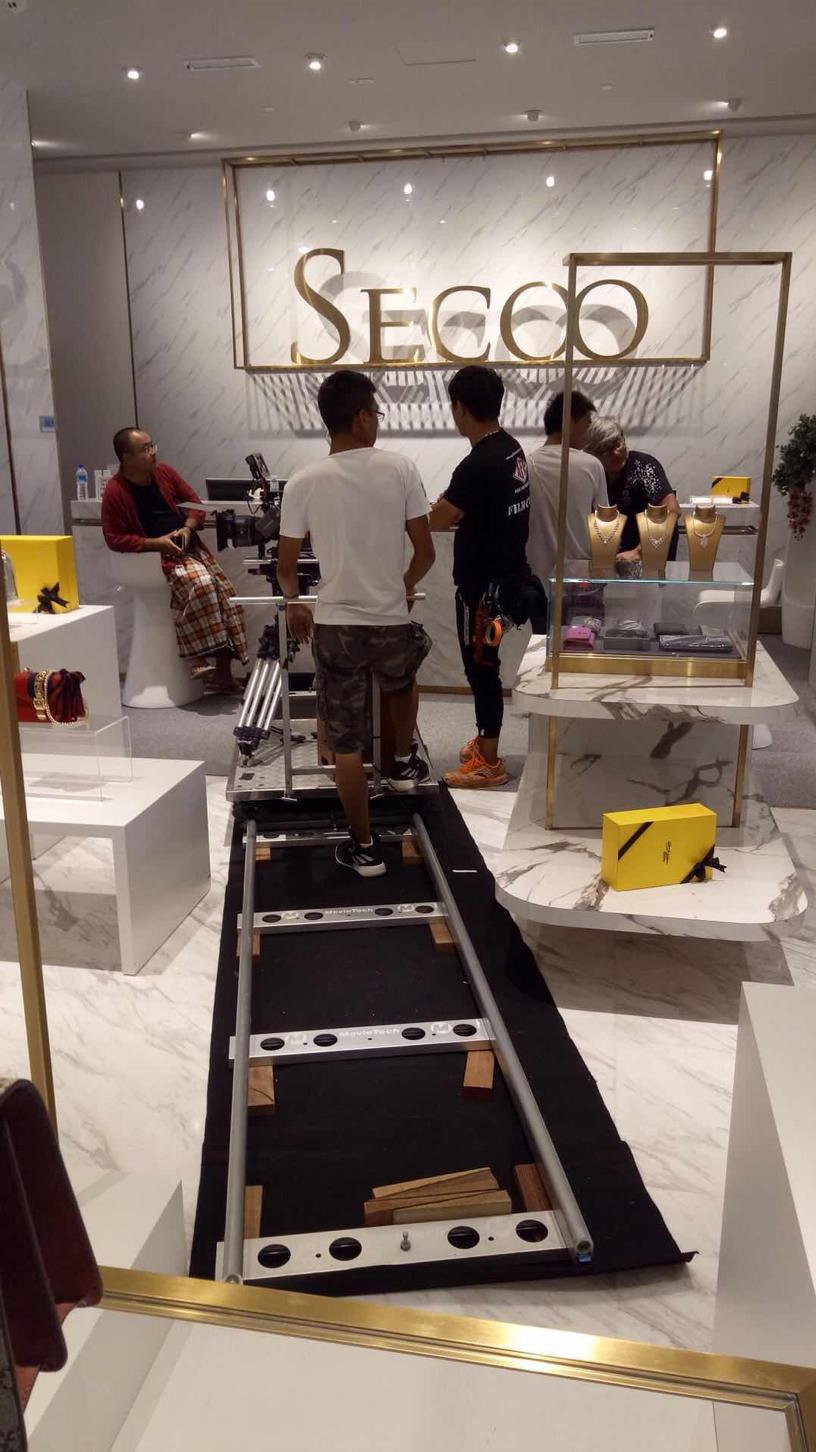 李茶的姑妈升职,李茶的姑妈票房23亿