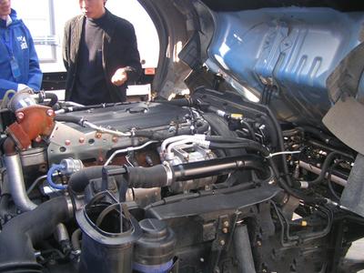 发动机副水壳翻水有哪些原因,发动机出现翻水