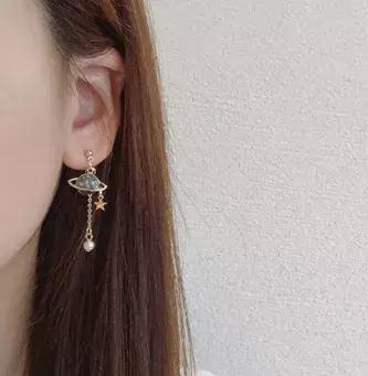 为了好看的耳钉打了耳洞,耳环推荐小众无耳洞