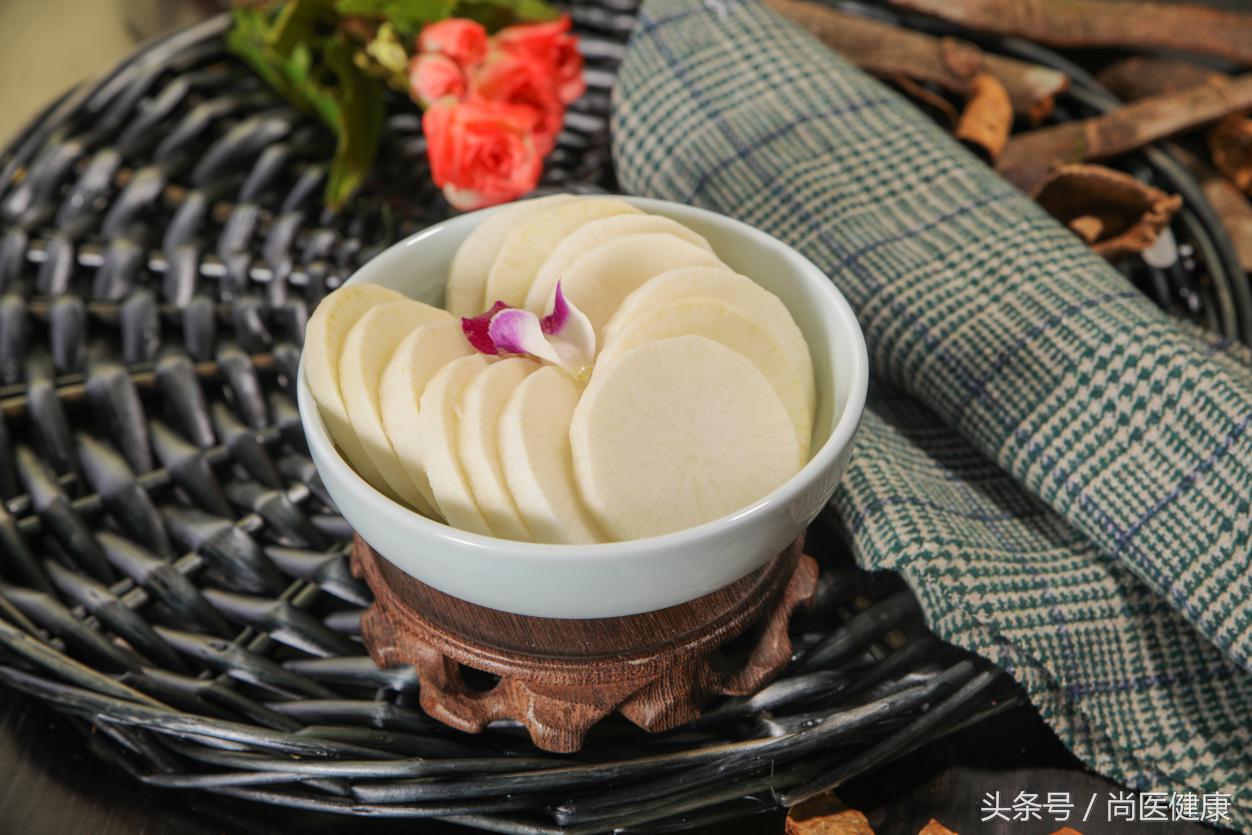 秘制蜂蜜柚子膏润肺止咳秋天必备,秋天身体比较虚弱人吃什么润肺