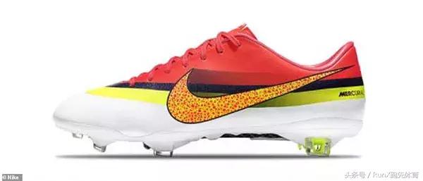 c罗粉丝球鞋,c罗粉丝最喜欢图