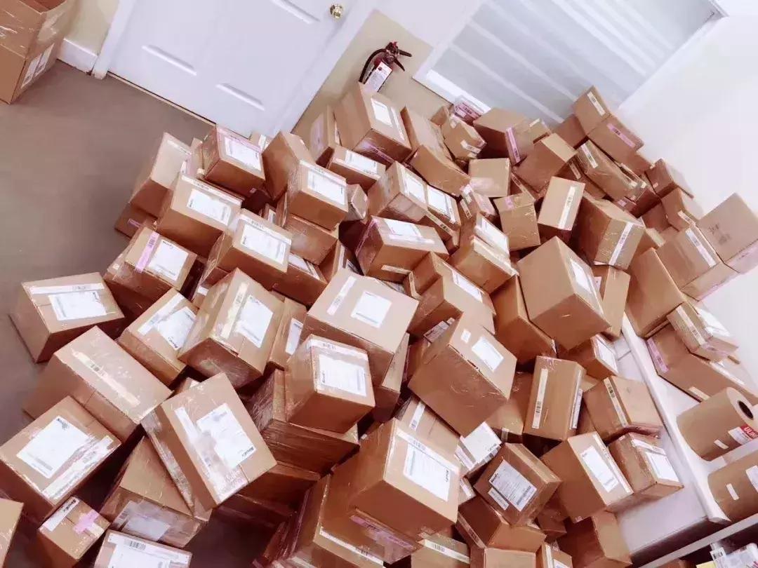 海关正式出手了!有人一次被罚血本无归,打算去香港的代购要哭了