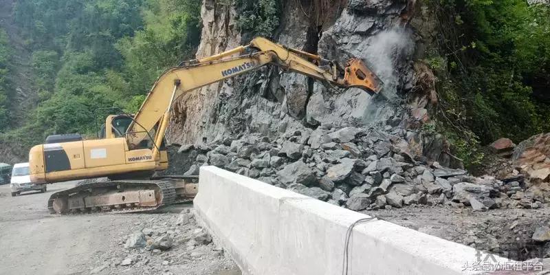 挖掘机替班司机惹了祸怎么办,挖掘机替班青岛