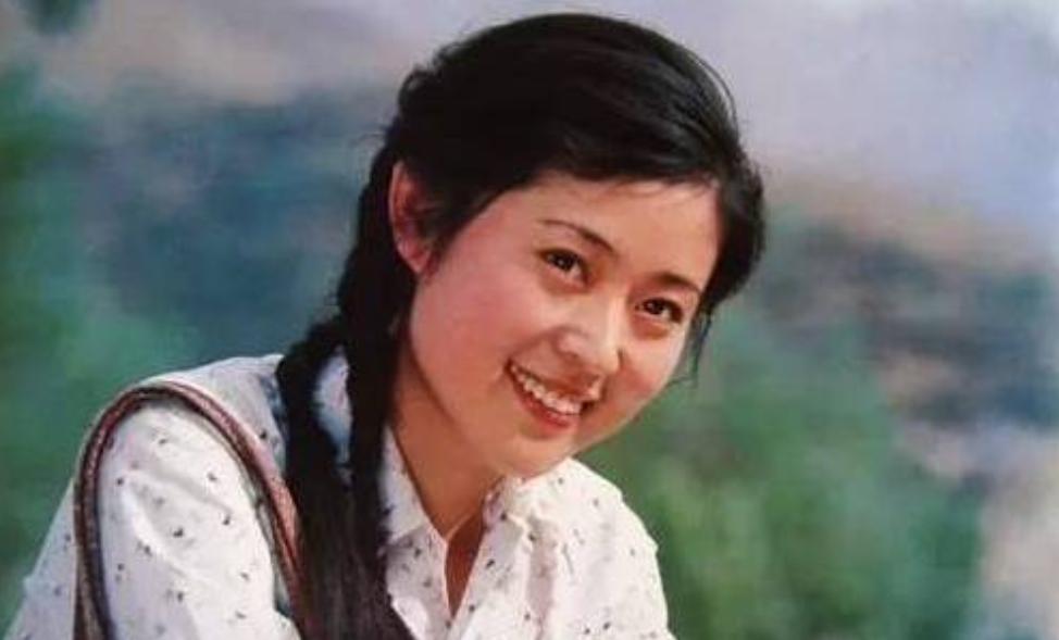 倪萍再谈与陈凯歌分手真相太心酸,倪萍优雅老去