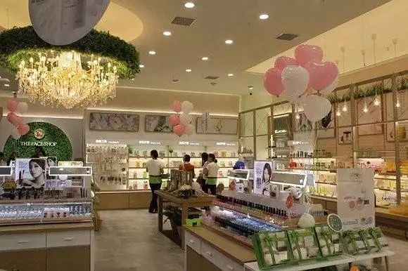 频繁关店菲诗小铺在华遇挫