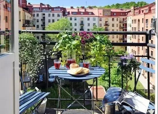 花园洋房阳台设计,阳台打造成小花园