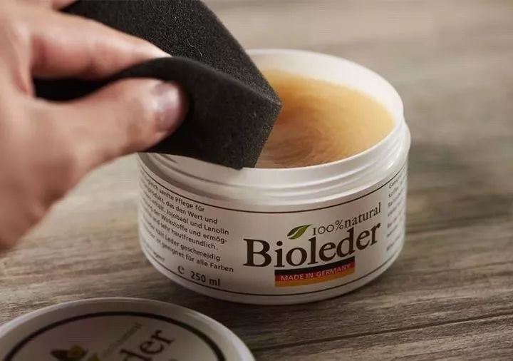 用它让你的皮衣皮鞋更加亮丽,用它擦完皮鞋焕然一新